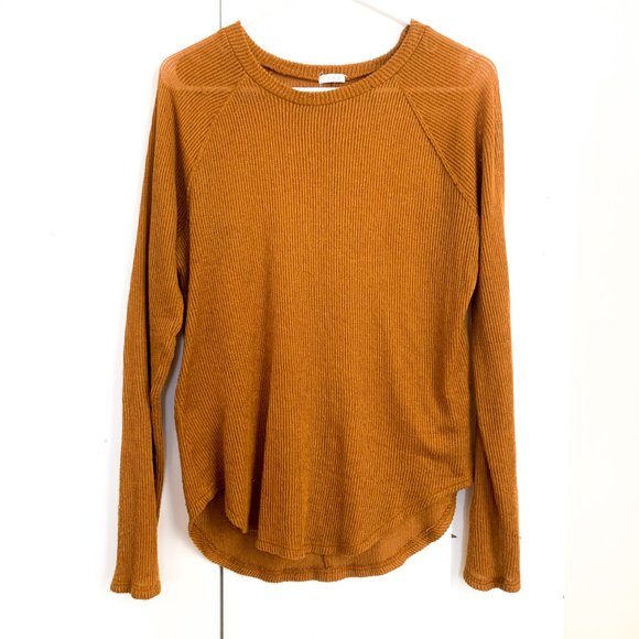 urban outfitters Tops - urban outfitters waffle knit top w/crew neckline